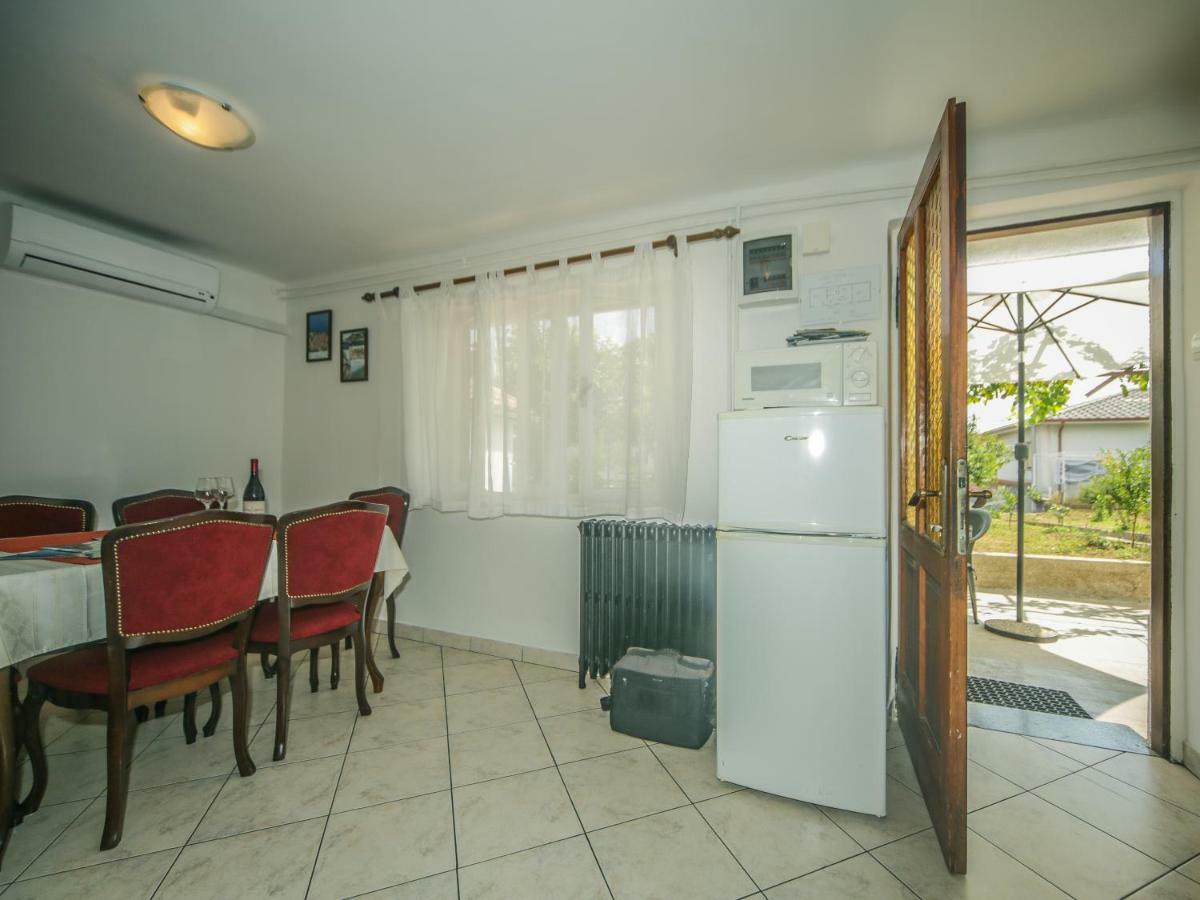 Apartman Ana Ловран Экстерьер фото