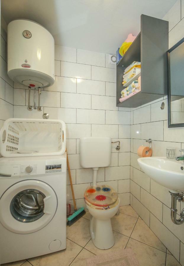 Apartman Ana Ловран Экстерьер фото